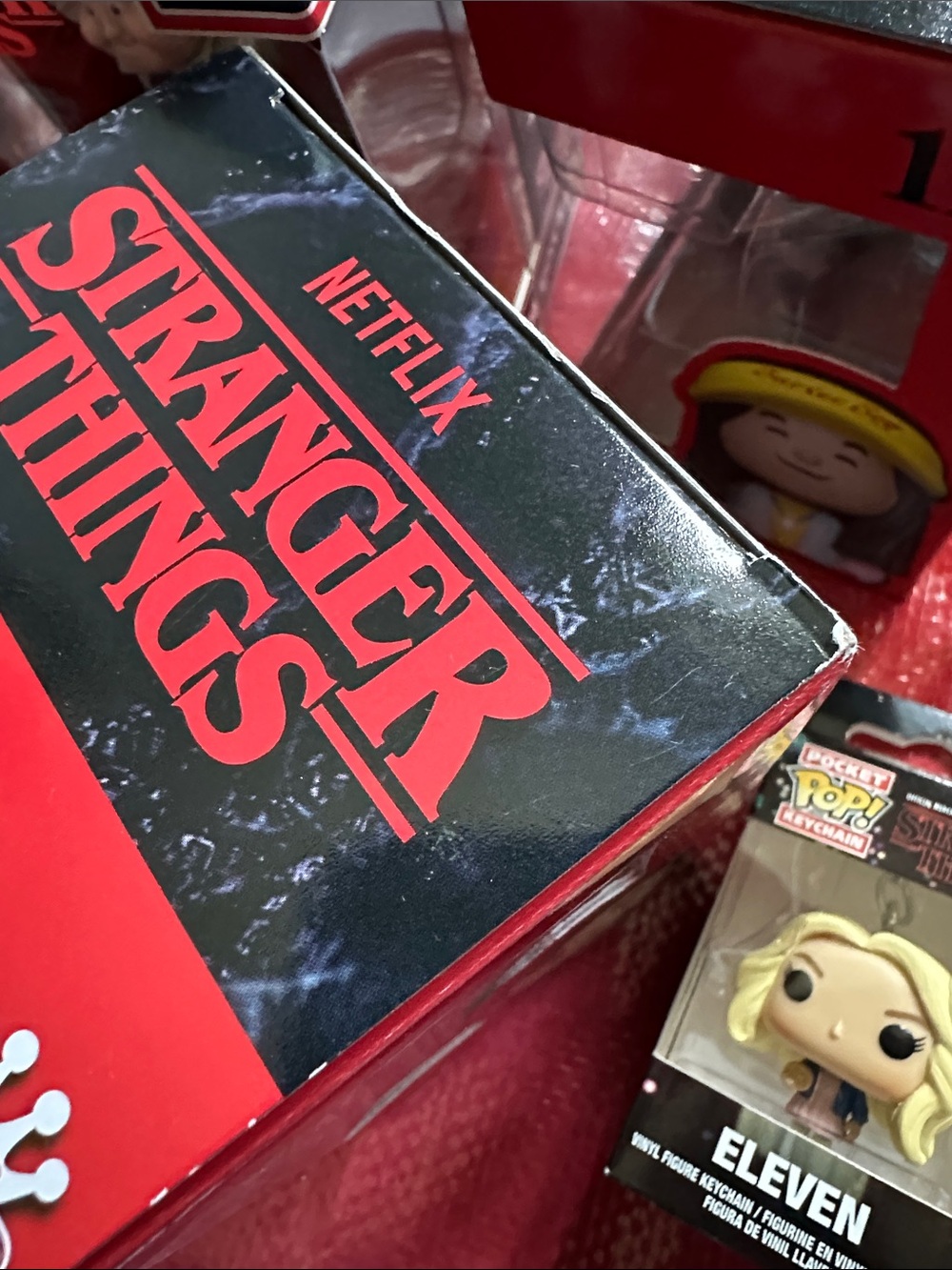 Stranger Things - bundle - Picture 9 of 16